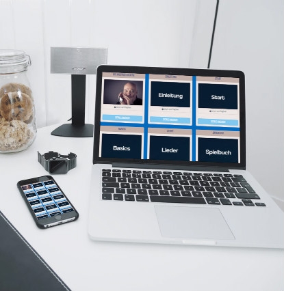 smartmockups-bluesharplernen-medium-verkleinert_2.jpg